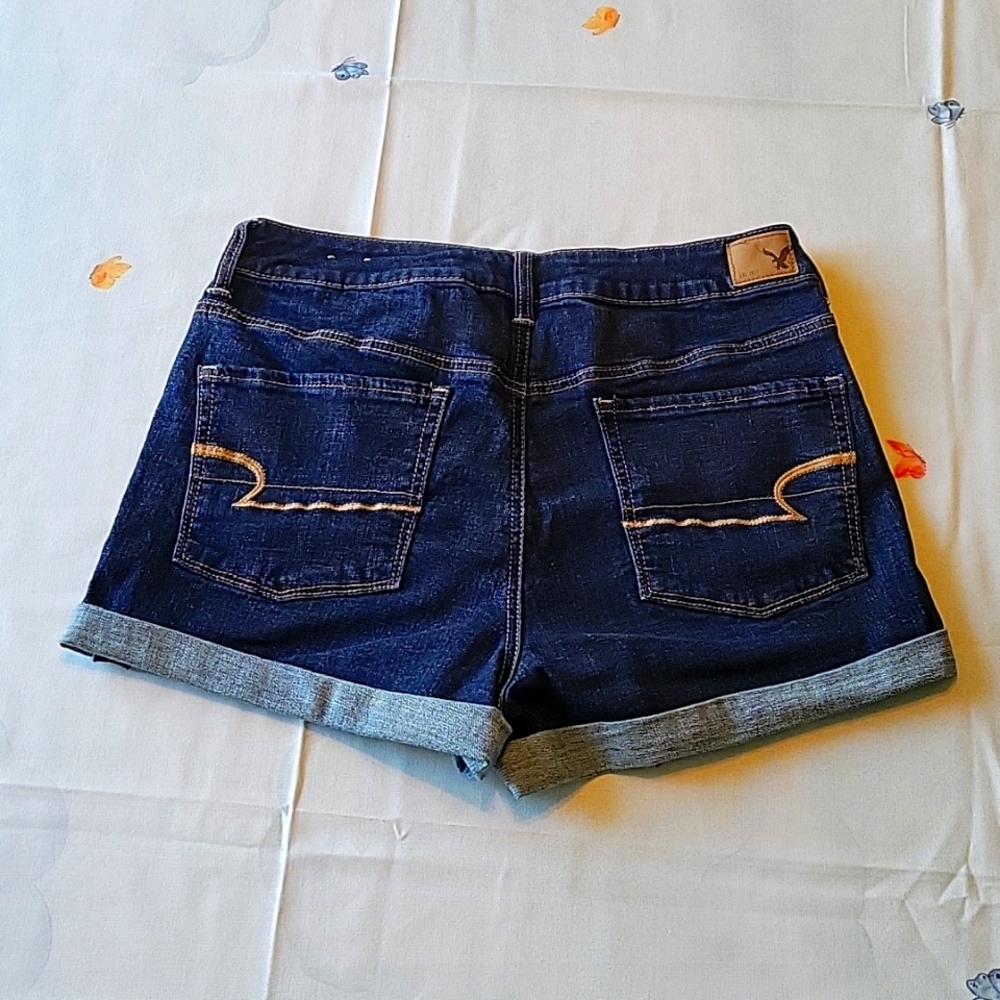 American Eagle Outfitters, 14, Shorties